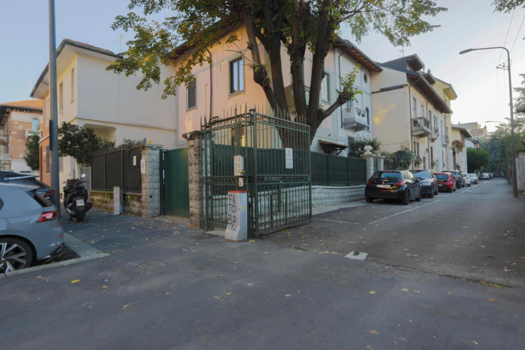 Fiera Milano-City Life Free Parking Villa Anglia' S Bridge Εξωτερικό φωτογραφία