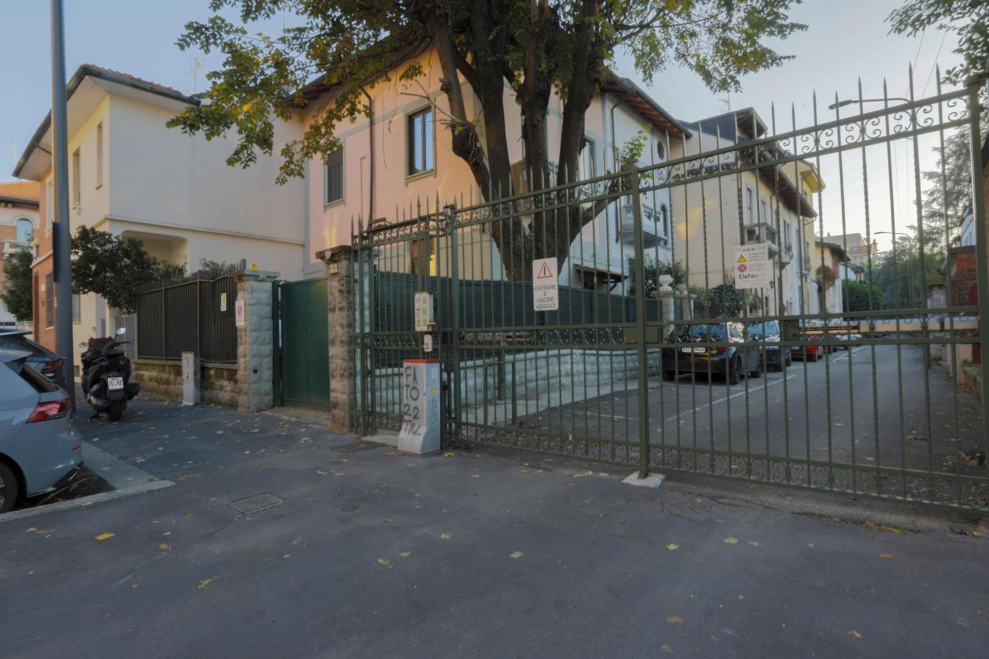 Fiera Milano-City Life Free Parking Villa Anglia' S Bridge Εξωτερικό φωτογραφία